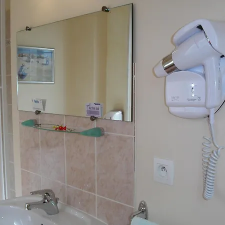 Le Dauphin Szálloda 3*