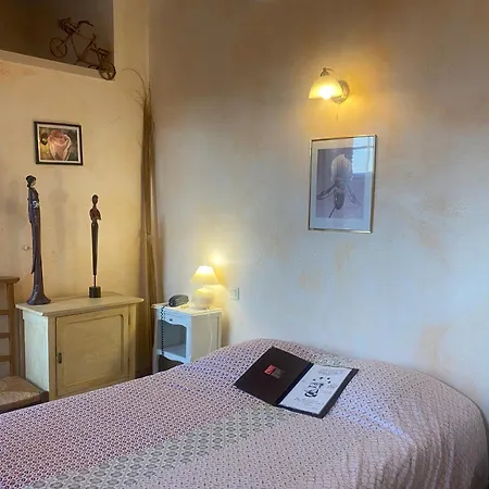 Le Dauphin Hotel 3*