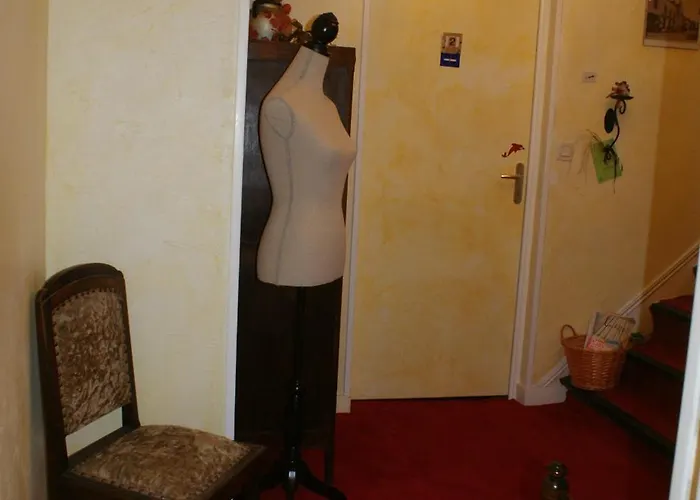 Le Dauphin Moulins-la-Marche