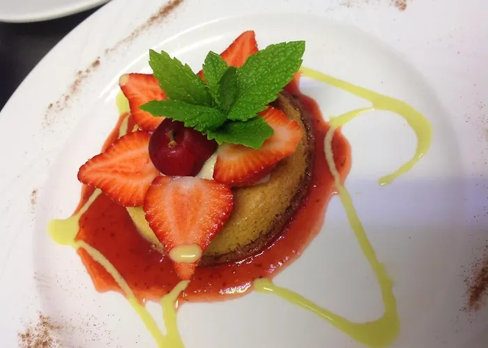 Le Dauphin Moulins-la-Marche